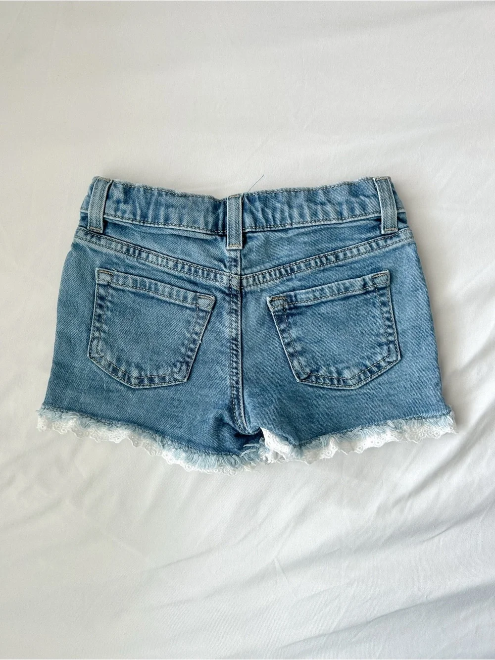 Cat & Jack Blue Denim Lace-Trim Girls Shorts • Sz 5T
